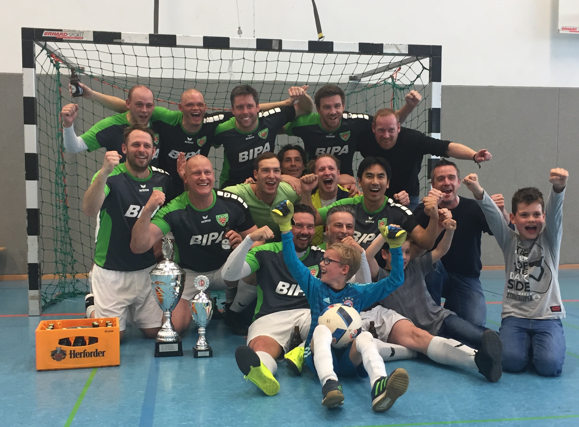 Ü-32 gewinnt die Stadtmeisterschaft